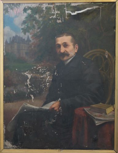 Un ensemble de manques est visible sur le tableau, ainsi qu'une déchirure de la toile. Avant restauration.